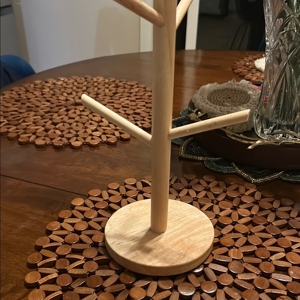Natural Wood Mug Tree Stand